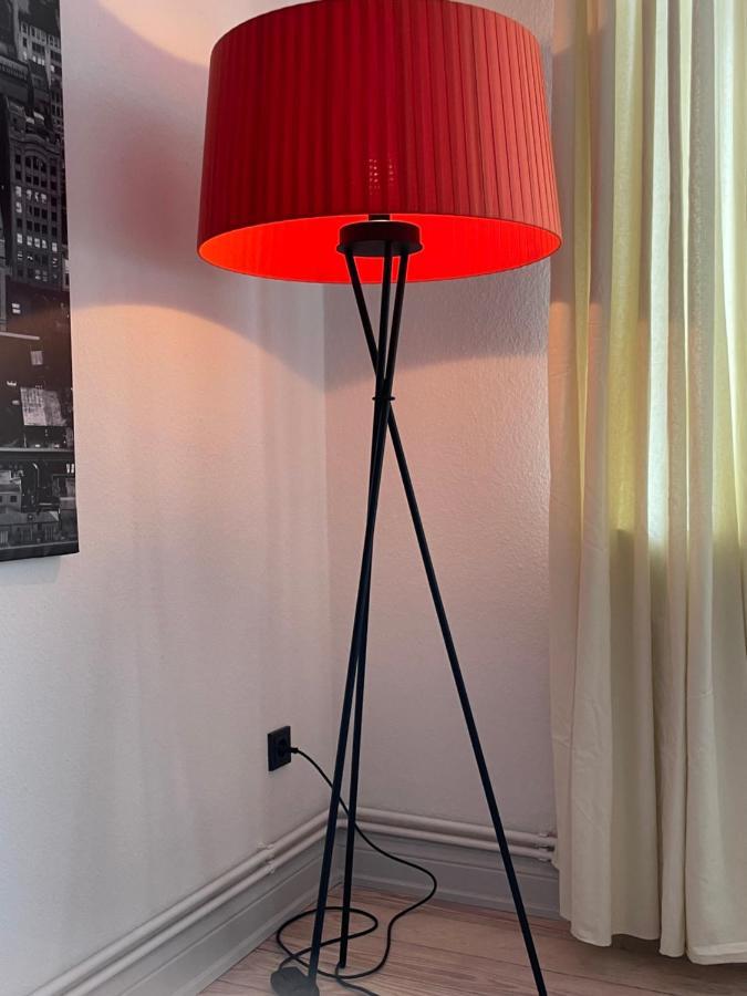 Schoene Grosse 4 Zimmer-Altbauwohnung Kiel Buitenkant foto